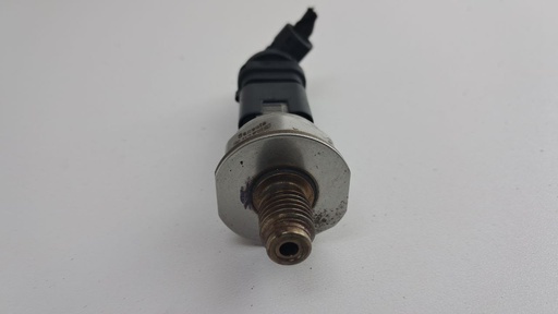 [9814383880] Датчик давления топлива Citroen C4 Peugeot 508 2.0 BlueHDI 2016 9814383880