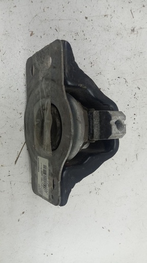 [8200338372] Подушка двигателя правая Renault Megane 1.9 dCI 8200338372