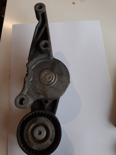 [03G903315C] Натяжитель ремня Volkswagen Golf Caddy 03G903315C